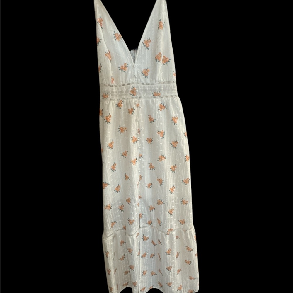 Simplee size Large Floral White Maxi Dress